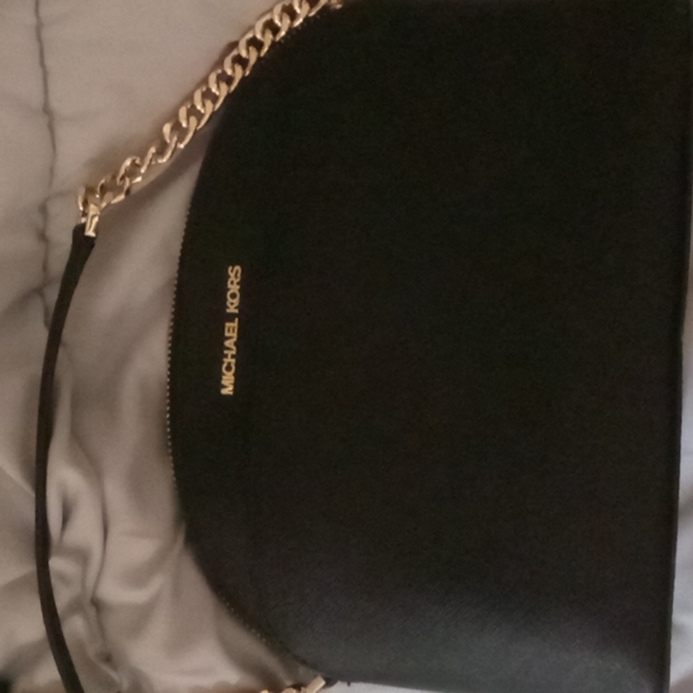 Michael Kors jet set travel bag
